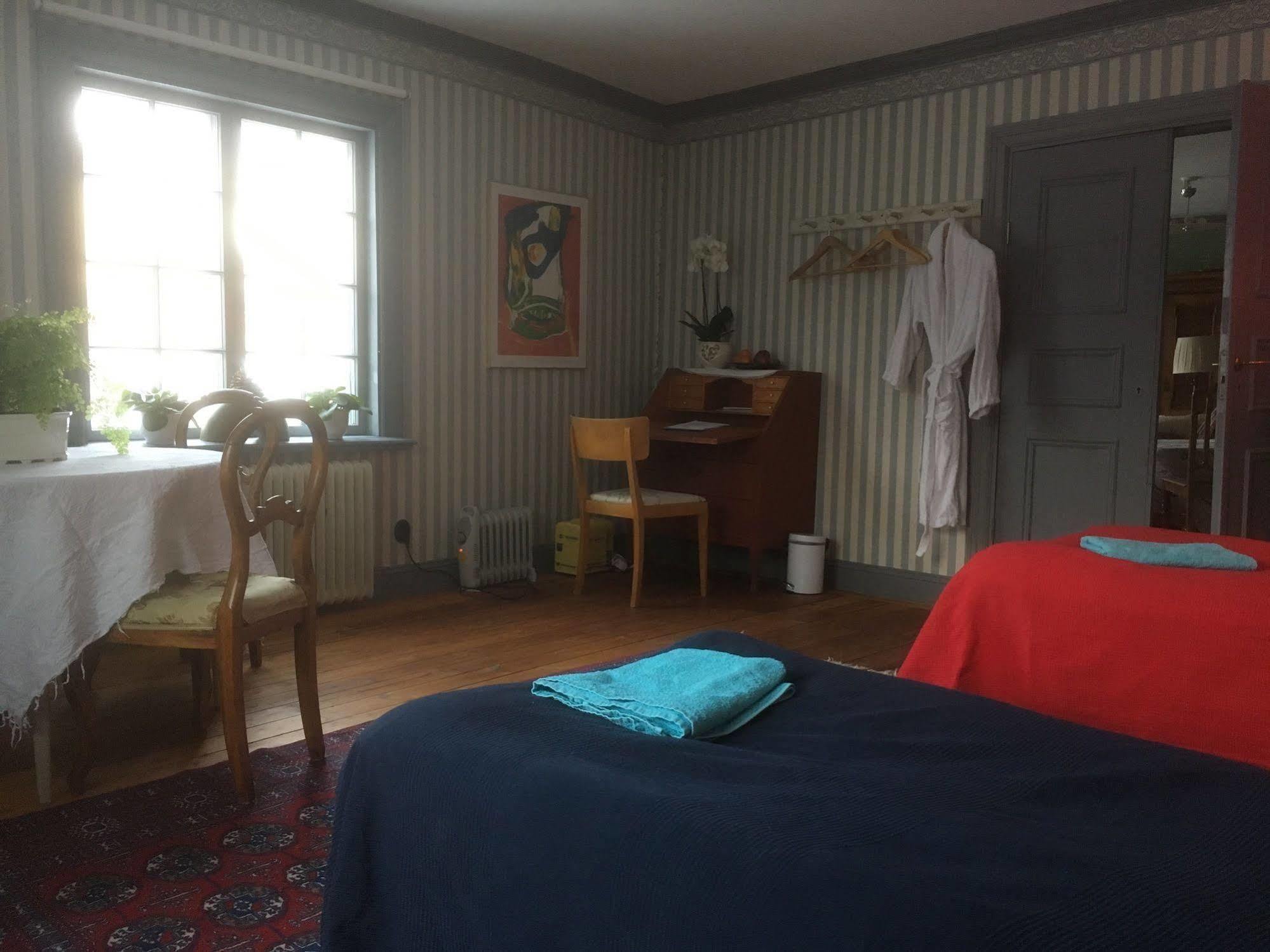 ناكا Stockholm B&B Cottage المظهر الخارجي الصورة
