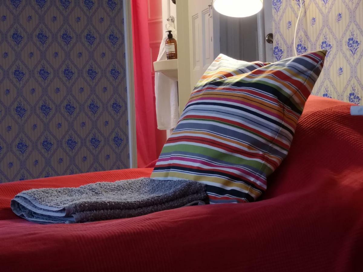 ناكا Stockholm B&B Cottage المظهر الخارجي الصورة